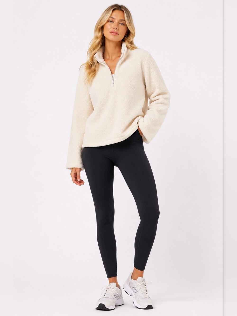 Babaton Aritzia Size 1/XS Cream Half-Zip Wool Blend Sherpa Oversized Pullover